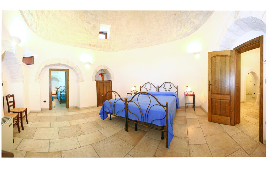 Trulli Convertini Locorotondo Quarto foto