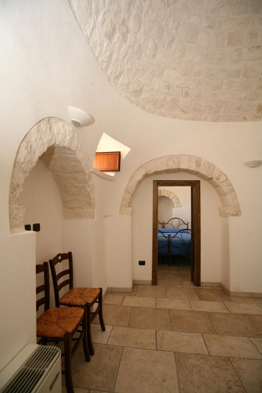 Trulli Convertini Locorotondo Quarto foto