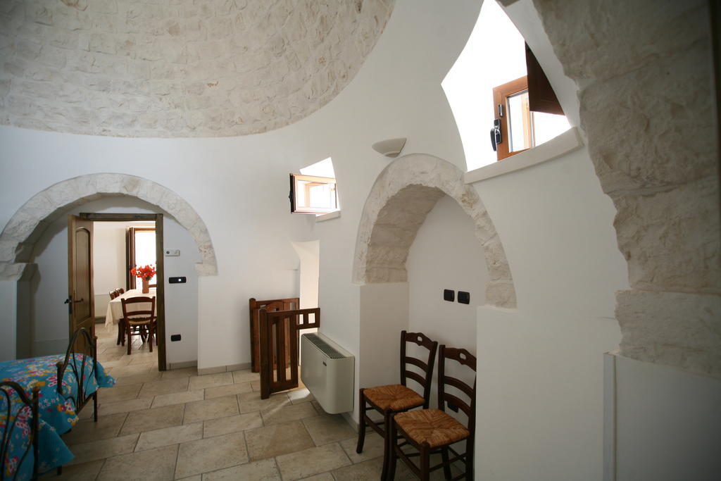 Trulli Convertini Locorotondo Quarto foto