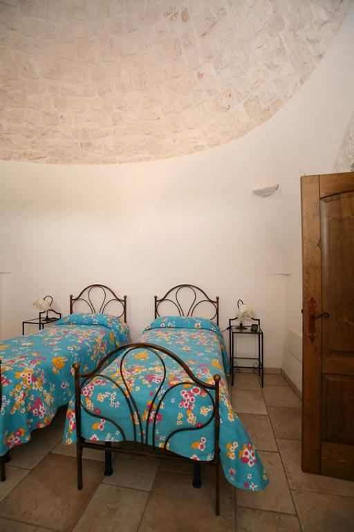 Trulli Convertini Locorotondo Exterior foto